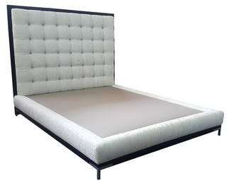 7042 Weatherly Bed