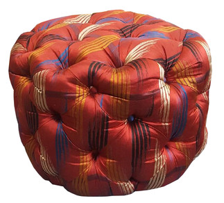 5704 Tufted Marshmallow Ottoman