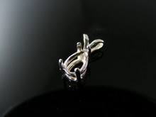 P18  PENDANT SETTING STERLING SILVER, 7X5 MM PEAR STONE