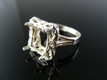 R108 STERLING SILVER RING SETTING, 12X10 MM EMERALD GEMSTONE, SIZE 7