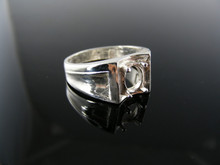 5785 RING SETTING STERLING SILVER SIZE 9.5, 7X5MM OVAL STONE