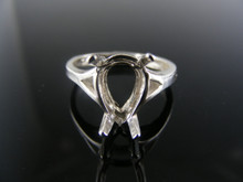1967 STERLING SILVER RING SETTING, 7X5 MM PEAR FACETED GEMSTONE, SIZE 7