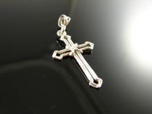19 Sterling Silver Cross Pendant