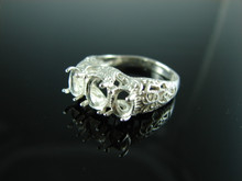 6089 STERLING SILVER RING SETTING, 1 - 7X5 MM & 2 - 6X4 MM OVAL FACETED OR CABOCHON GEMSTONE, SIZE 8.5