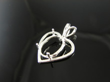 P22c   Pendant Heart Setting Sterling Silver , 16x12 mm Oval Facet or Cabochon Gemstone