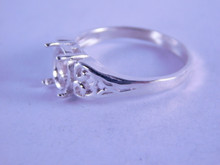 6286 RING SETTING STERLING SILVER 8 X 6 MM OVAL GEMSTONE, SIZE 8.25