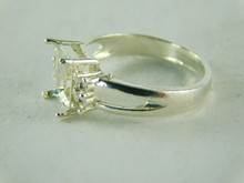 6434 STERLING SILVER RING SETTING, 5 STONE 1 8X6 MM EMERALD CUT &  4- 2 MM ACCENTS ROUND  GEMSTONE, SIZE 6.75