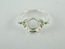6470 STERLING SILVER RING SETTING, 7 STONE, 1 - 10X8 MM OVAL & 6 - 2.5 MM ROUND FACETED GEMSTONE, SIZE 