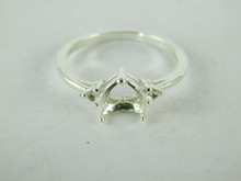 6503 STERLING SILVER RING SETTING, 3 STONE, 1 - 7X7 MM HEART & 2 - 2MM ROUND FACETED GEMSTONE, SIZE 8.25