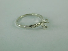 6539  Sterling Silver Ring Setting, 5.5 mm Round Faceted Stone, Size 8
