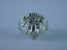 6729 Sterling Silver Medium Lion's Head, Size 6.75