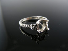 4890 STERLING SILVER RING SETTING,  8X6 MM OVAL FACETED GEMSTONE, SIZE 5.25