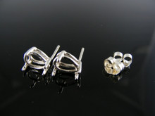 ER4 EARRING SETTINGS STERLING SILVER, 7X5 MM PEAR STONE
