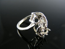 792  RING SETTING STERLING SILVER, SIZE 5, (3) 5X3 MM OVAL STONE