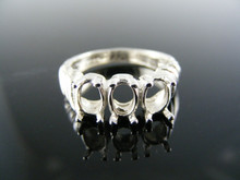 R84  STERLING SILVER RING SETTING, 3 - 6X4 MM OVAL FACETED GEMSTONE, SIZE 7