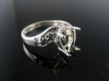5525  RING SETTING STERLING SILVER, SIZE 7.5, 10X7 MM PEAR STONE