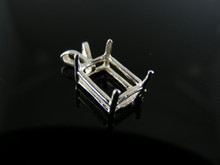 P4  PENDANT SETTING STERLING SILVER,8X6 MM EMERALD STONE