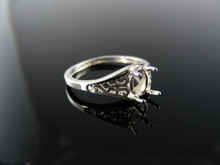 2565 RING SETTING STERLING SILVER, SIZE 5, 7X5 MM OVAL STONE