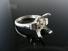 5659 RING SETTING STERLING SILVER, SIZE 6.25, 10X8 MM EMERALD STONE