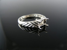 5646 RING SETTING STERLING SILVER, SIZE 7.25, 7X5 MM EMERALD STONE