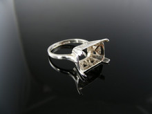 5667 RING SETTING STERLING SILVER, SIZE 8, 14X10 MM EMERALD STONE