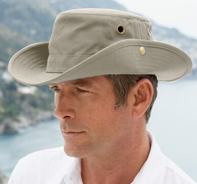 tilley wanderer hat