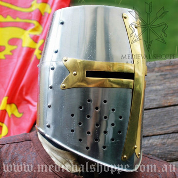 Crusades Helm 