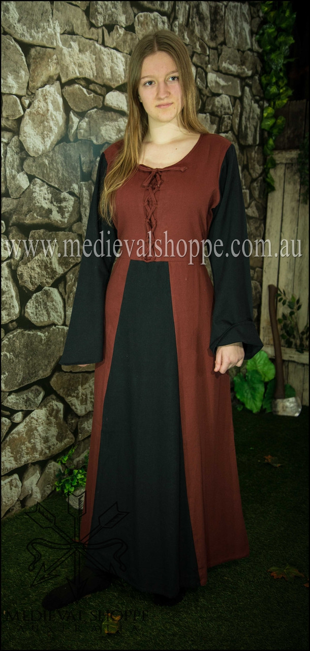 Medieval Dress - Renaissance Costume