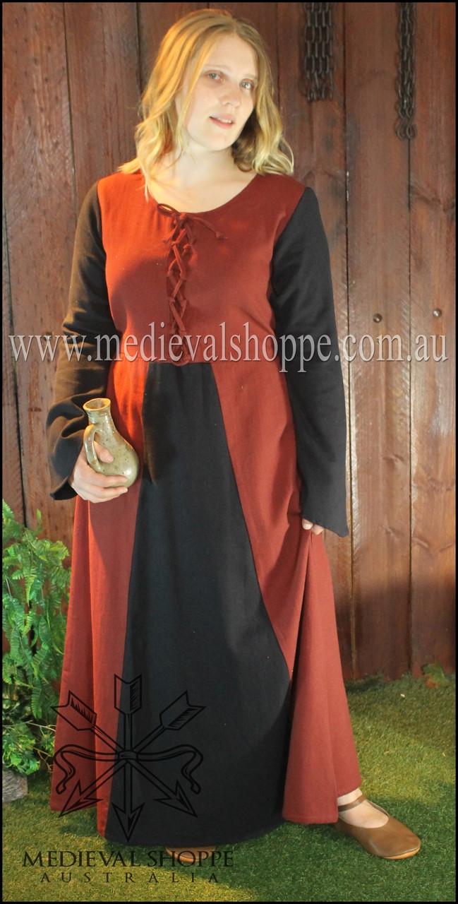 Medieval Dress - Renaissance Costume