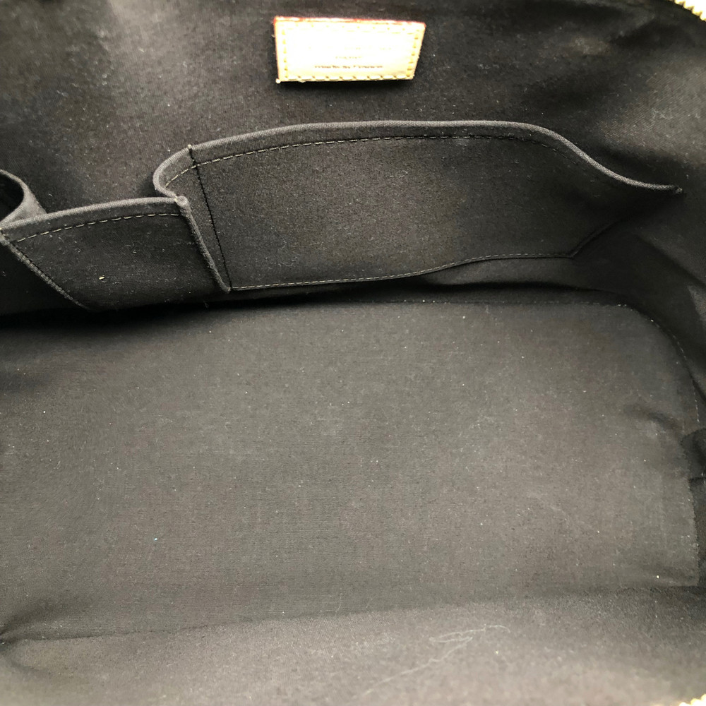 Alma bb leather handbag Louis Vuitton Burgundy in Leather - 32506723