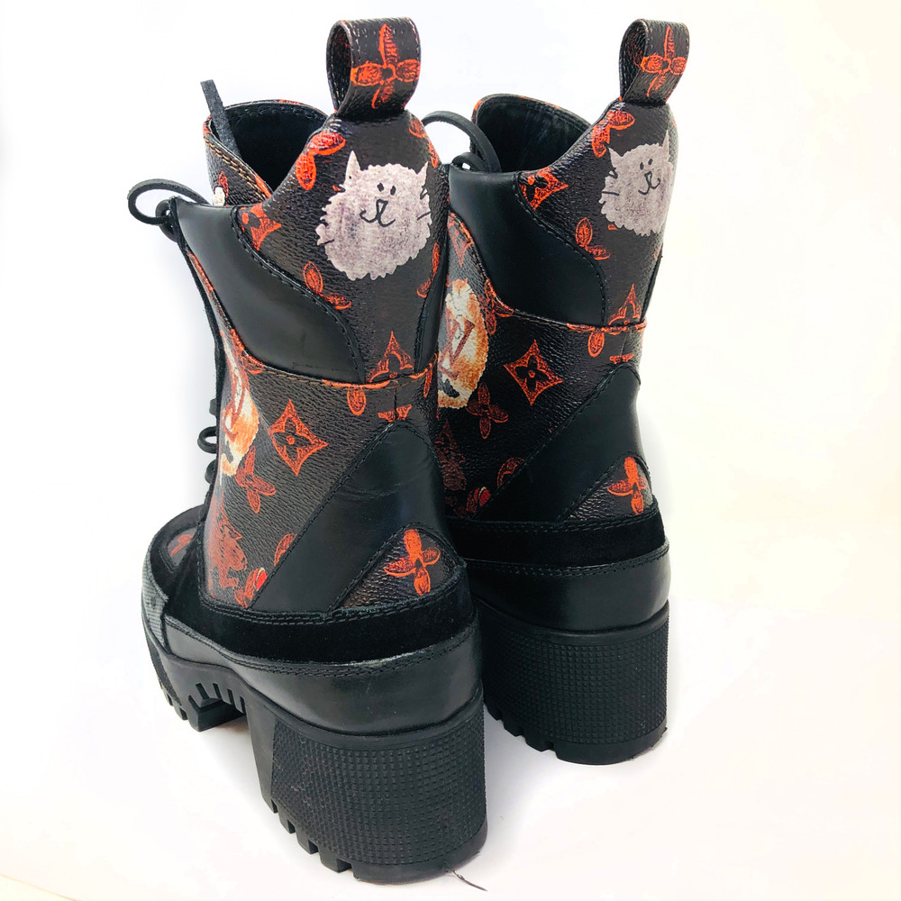 Louis Vuitton Laureate Boots at Secondi Consignment