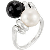 Freshwater Cultured Pearl & Black Agate Ring