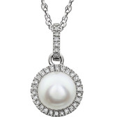 14kt White Freshwater Cultured Pearl & 1 /10 CTW Diamond 18" Necklace