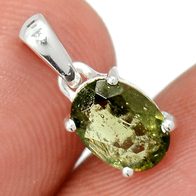 Faceted Natural Moldavite 925 Sterling Silver Pendant Jewelry CP32620