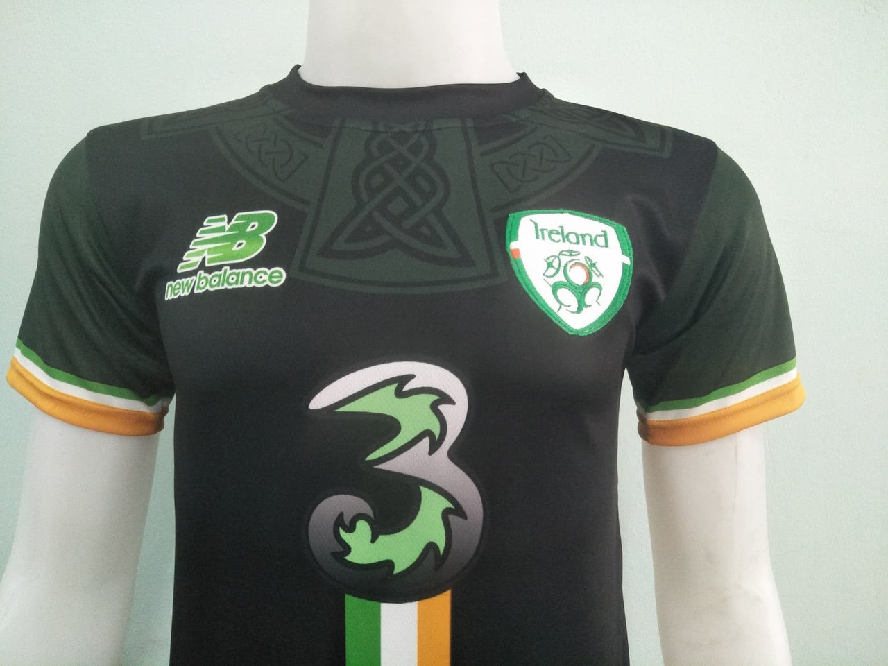 NEW IRELAND JERSEY WITH EMBROIDERY BADGES #45 - irish and celtic clothing