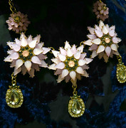 Lavender Rhinestone Flower Bib Statement Necklace • Vintage Style Jewelry in Pink Purple colors