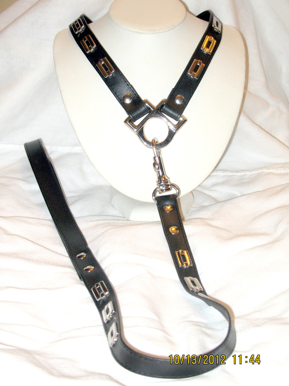 V Harness Collar or Necklace with Square Chain Link Studs (Matching