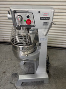 NEW 30 Quart Electric Mixer UNIWORLD UPM-30ET w/ Accessories & Timer Qt #3842