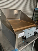 NEW 24" Griddle Flat Top Grill w/ 12" Backsplash Stainless Steel Connerton CG-24-M-TS #7842