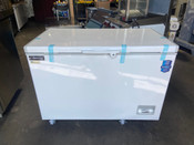 OPEN BOX NEW 49" Chest Freezer Double Door Flip Top Dukers BD/BG-420 NSF #1269-OB