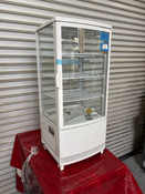 NEW White Glass Sided Countertop Display Refrigerator Avantco GSM-3-HC #1817