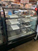 48" Bakery Case Refrigerated Curved Glass Display Dukers DDM48R-CB #1293-OB