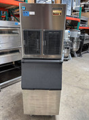 NEW 890 LB Crushed Ice Machine Hoshizaki F-1002MAJ-C Cubelet Slim Line 22" Head On Storage Bin #4953