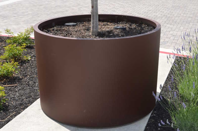 Closeup of 60 inch cylinder planter