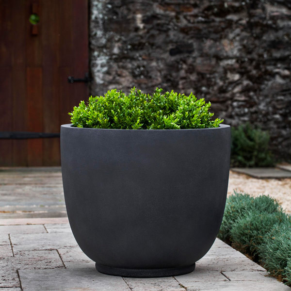 Danilo Planters | Lightweight Concrete-Look Garden Planter Tubs
