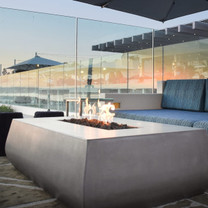 Belize Rectangle  Fire Table (Glass-fiber reinforced concrete in Morning Fog Solid Finish)