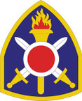 STICKER US ARMY UNIT 402 Field Artillery Regiment SHIELD