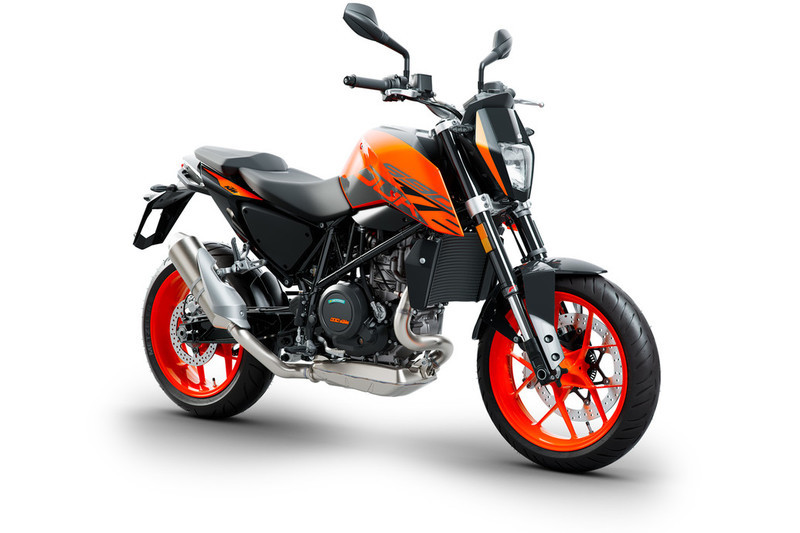 Ктм дюк 690. KTM 690 Duke. KTM Duke 690 ветровое стекло. ZMC 690 мотоцикл.