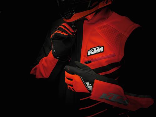 pho-pw-hero-261651-3pw20000290x-racetech-gloves-hero-sall-awsg-v1.jpg