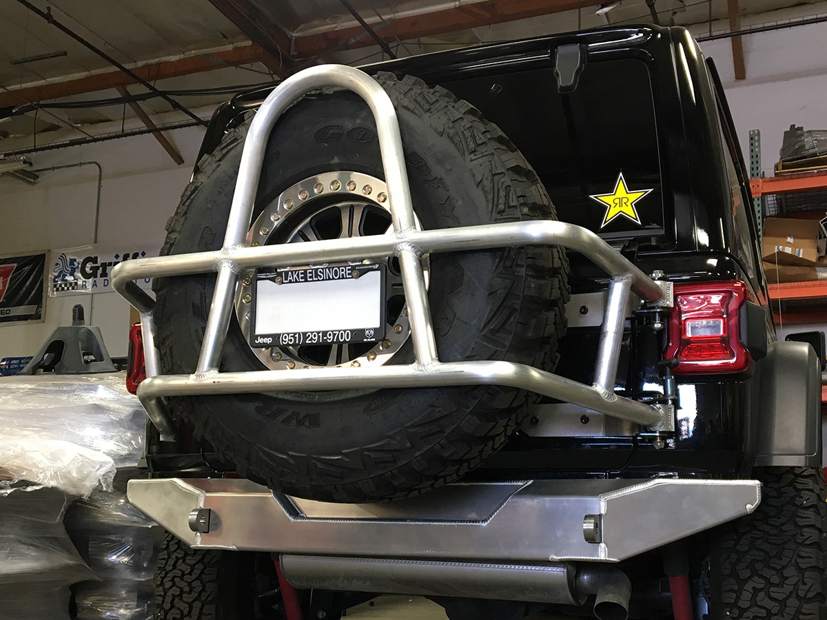 Jeep JL (2018) Swing Out Rear Tire Carrier & Bumper Package (Aluminum